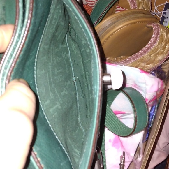 VINTAGE FOSSIL LEATHER PURSE GREEN - Picture 11 of 17